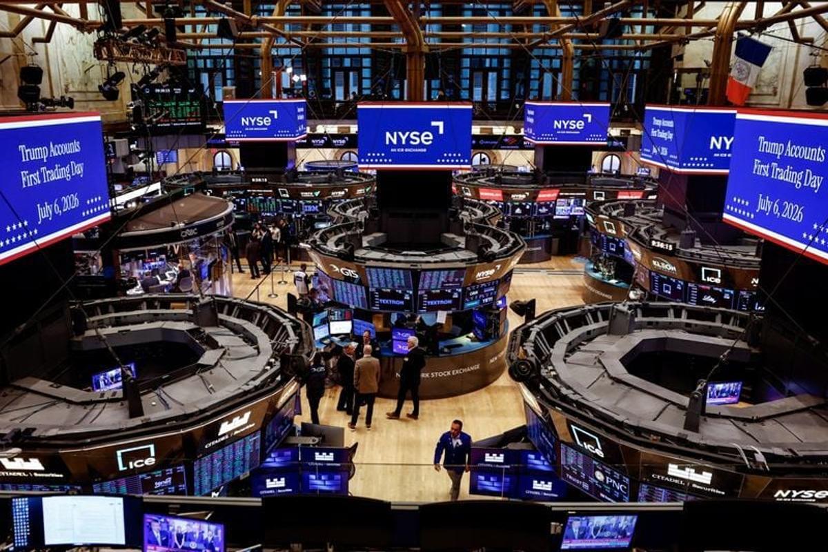 Traders work on the floor at the New York Stock Exchange (NYSE) in New York City, U.S., July 6, 2026.   (Jeenah Moon/Reuters)