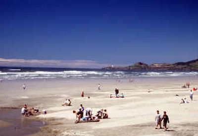 
Newport's Nye Beach offers one of the best stretches of open sand on the Oregon Coast. 
 (Chan Christiansen/ / The Spokesman-Review)