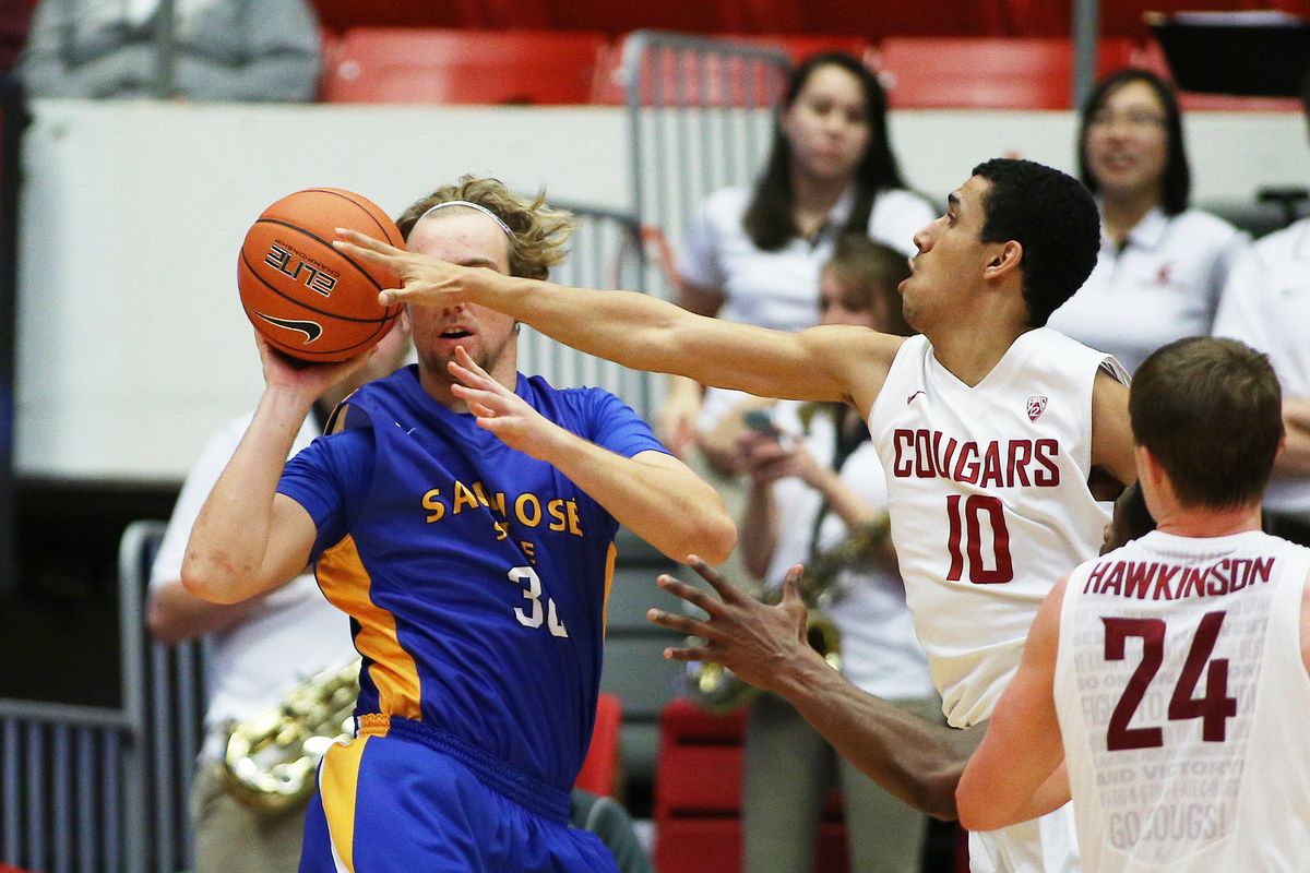 WSU’s Dexter Kernich-Drew (10) gets his hand in the way of a pass by San Jose State’s Andrew Vollert. (Associated Press)