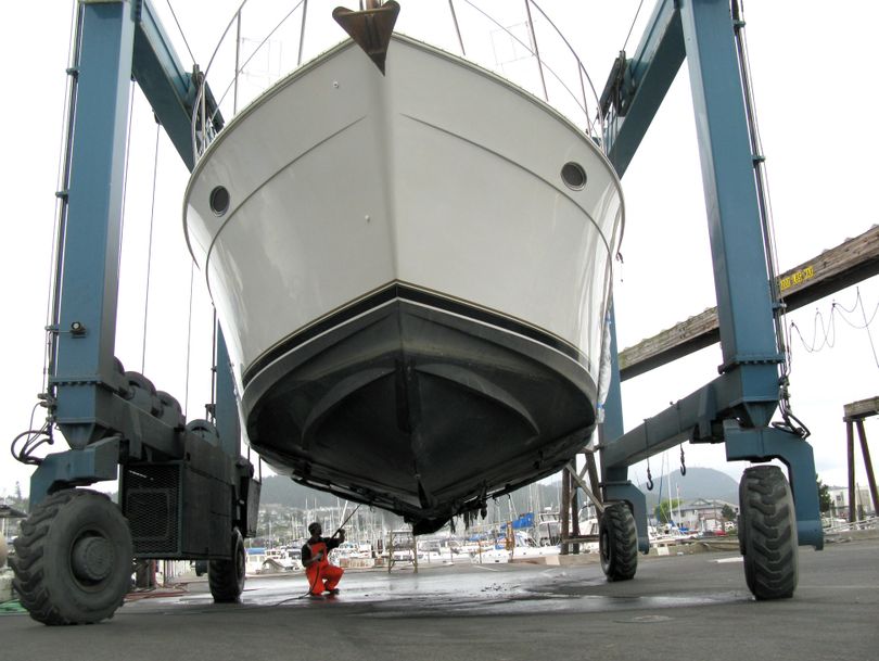 A boat that was inspected at the Washington State Patrol’s Cle Elum Port of Entry weigh station was found to be contaminated with invasive mussels and was decontaminated in Anacortes this summer.