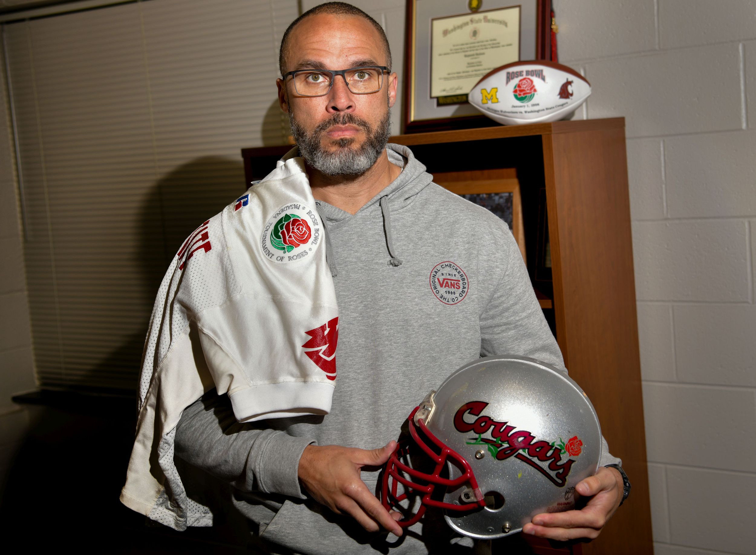 Twenty-three years removed from the Rose Bowl, ex-Washington ...