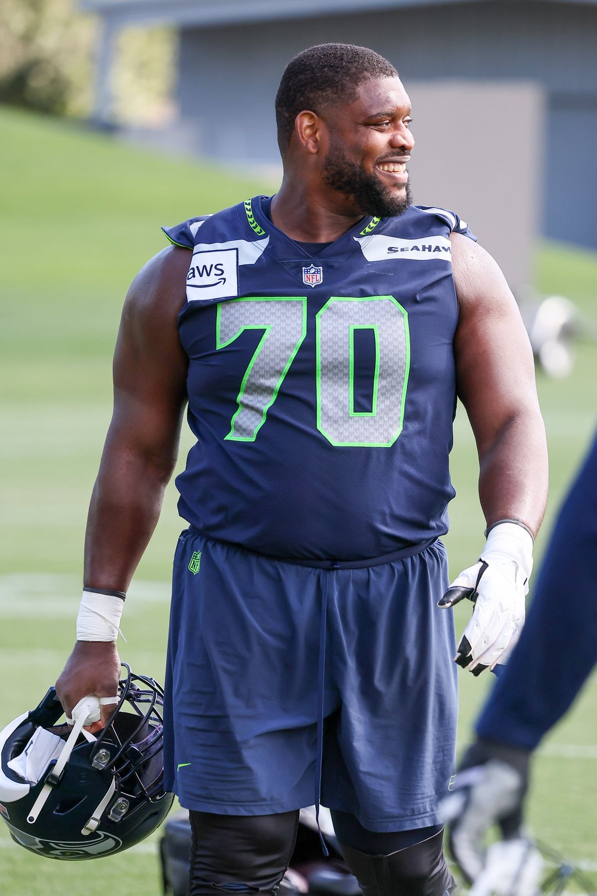 Image Laken Tomlinson image beautiful - Laken Tomlinson already bringing his leadership to Seahawks ...