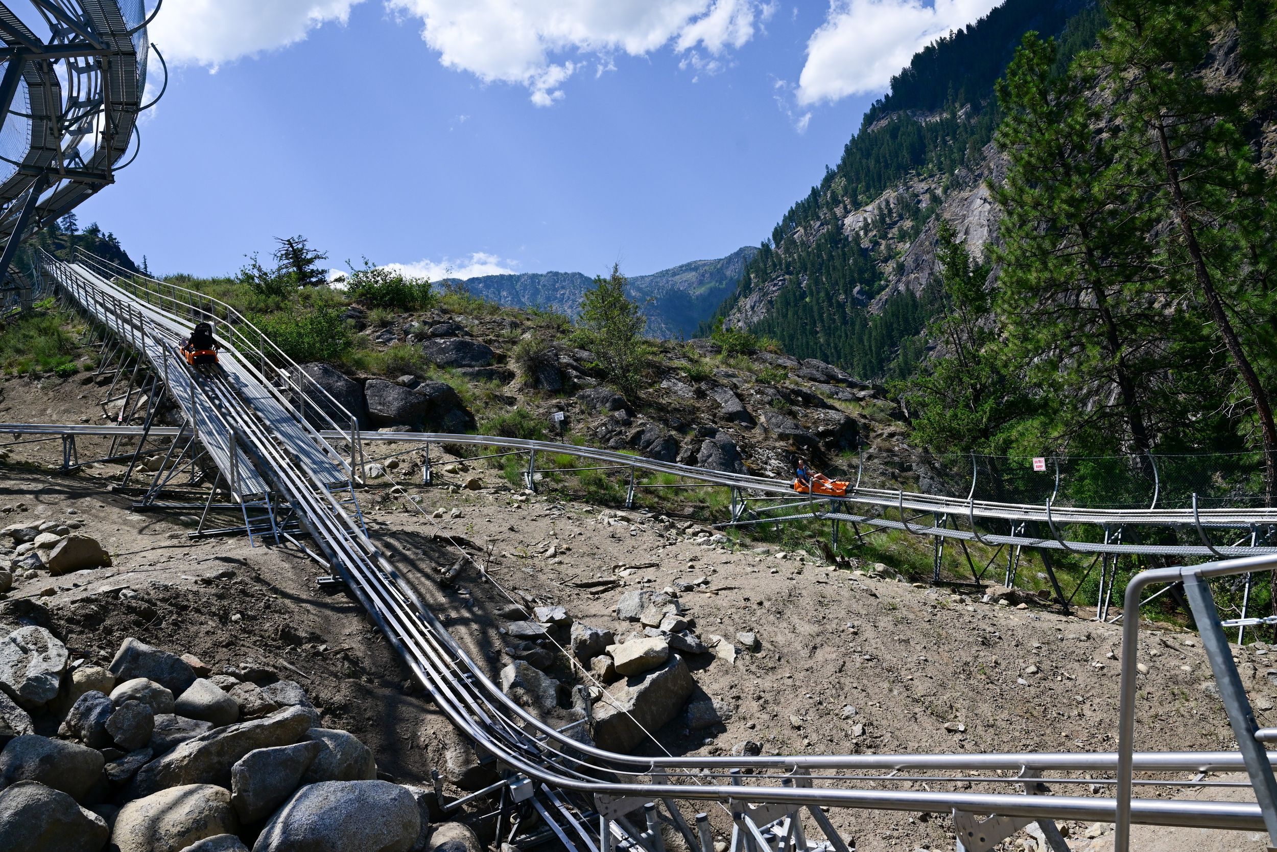 Peak thrills Leavenworth s new alpine coaster draws sold out