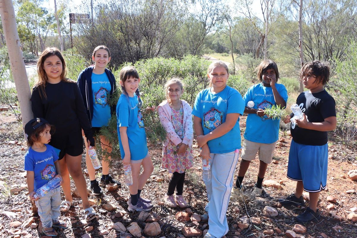 Salish and Pertame schoolchildren in Australia. (Courtesy of Chris Parkin)