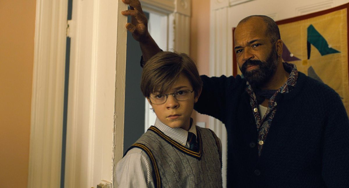 Oakes Fegley and Jeffrey Wright star in “The Goldfinch.” (Warner Bros. Pictures / TNS)