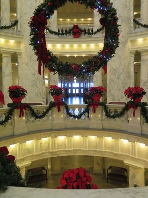The rotunda of Idaho's state Capitol is dressed in its traditional holiday finery (Betsy Z. Russell)