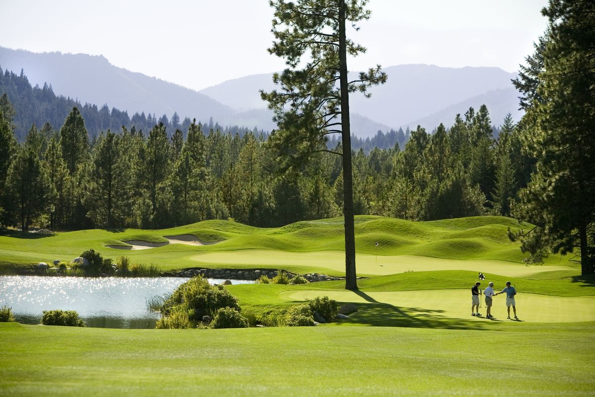The finishing hole at Prospector is a challenging 517-yard par 5.