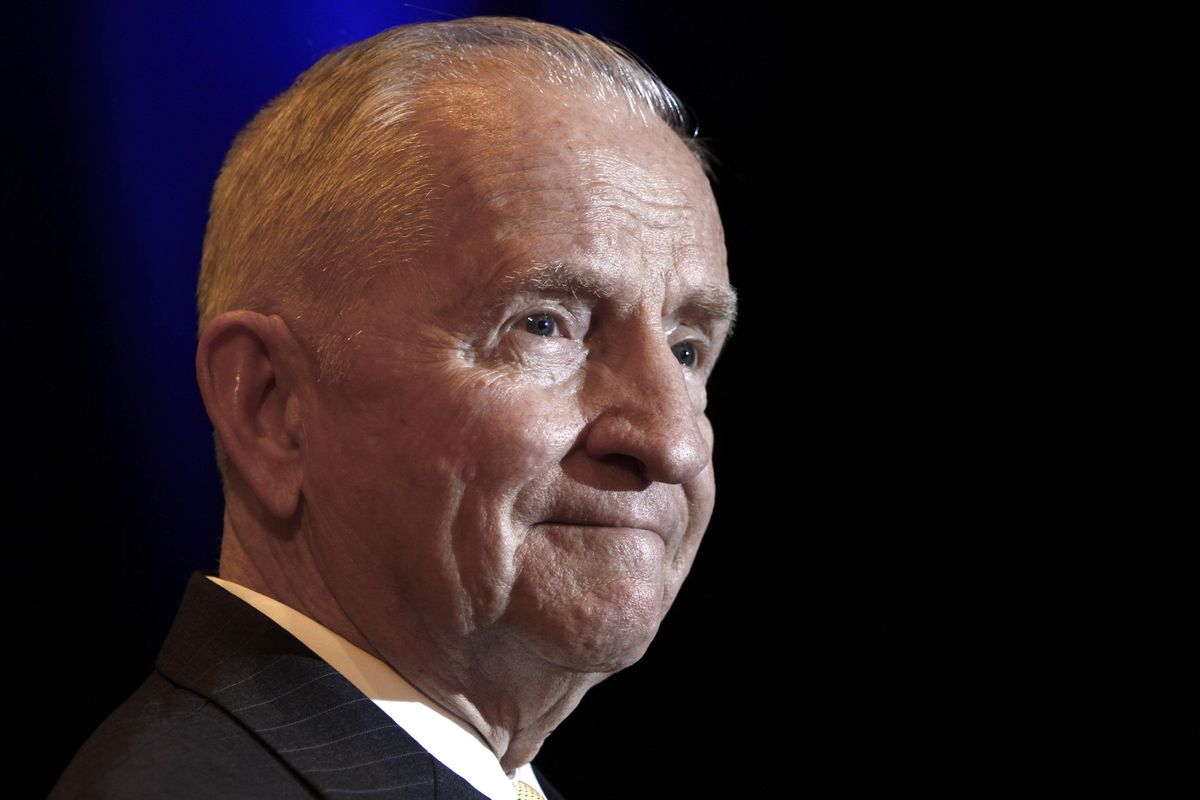 In this April 20, 2019 photo, Ross Perot listens to a reporter’s question during a news conference before accepting the Command and General Staff College Foundation’s 2010 Distinguished Leadership Award in Kansas City, Mo. (Ed Zurga / associated press)