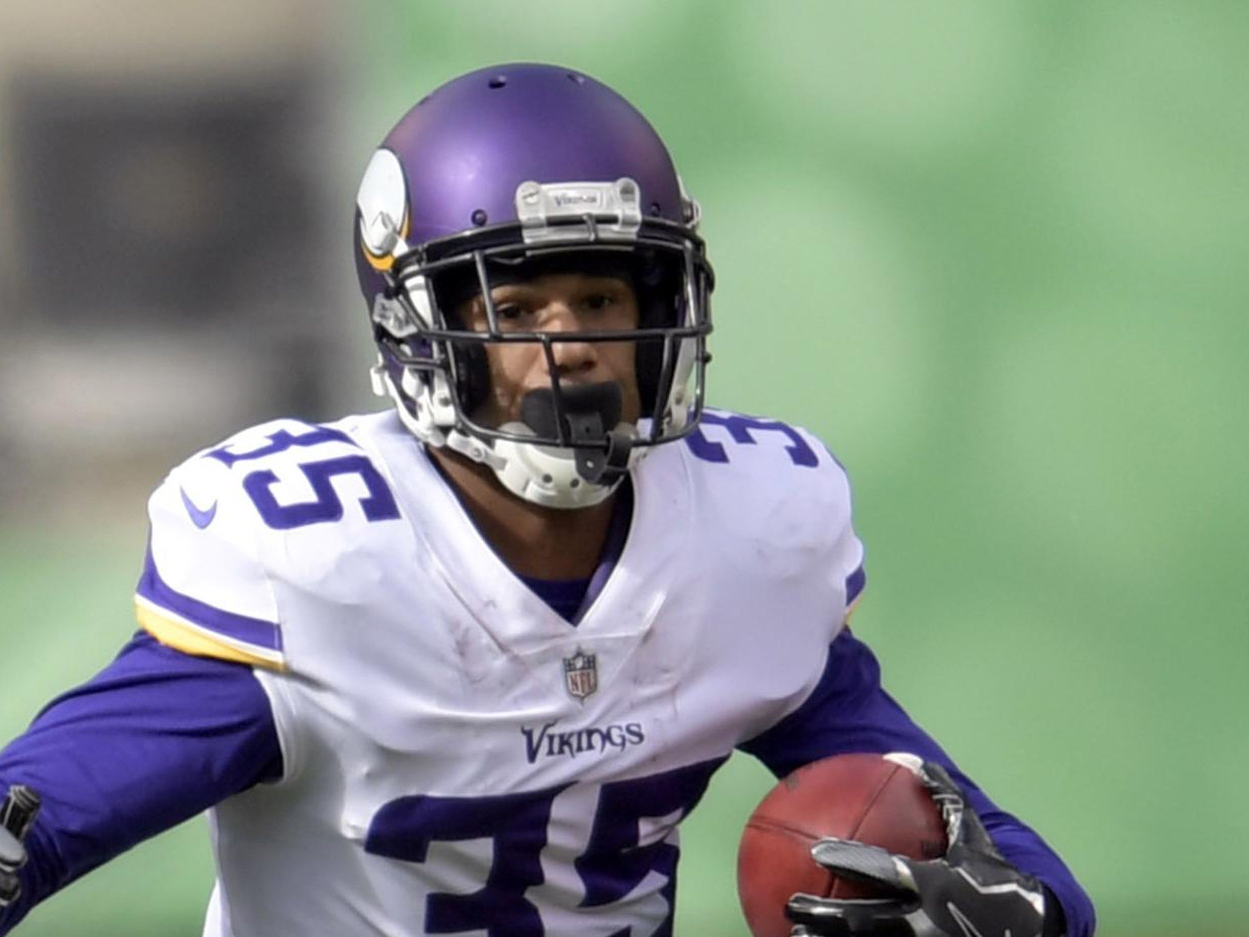 Injury to Chad Beebe brings Vikings back to Marcus Sherels, Laquon  Treadwell