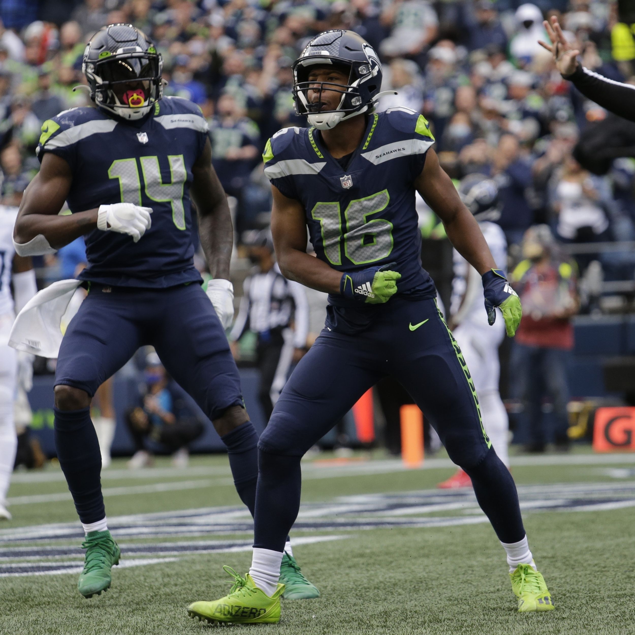 Seahawks WRs DK Metcalf and Tyler Lockett will likely play against 49ers