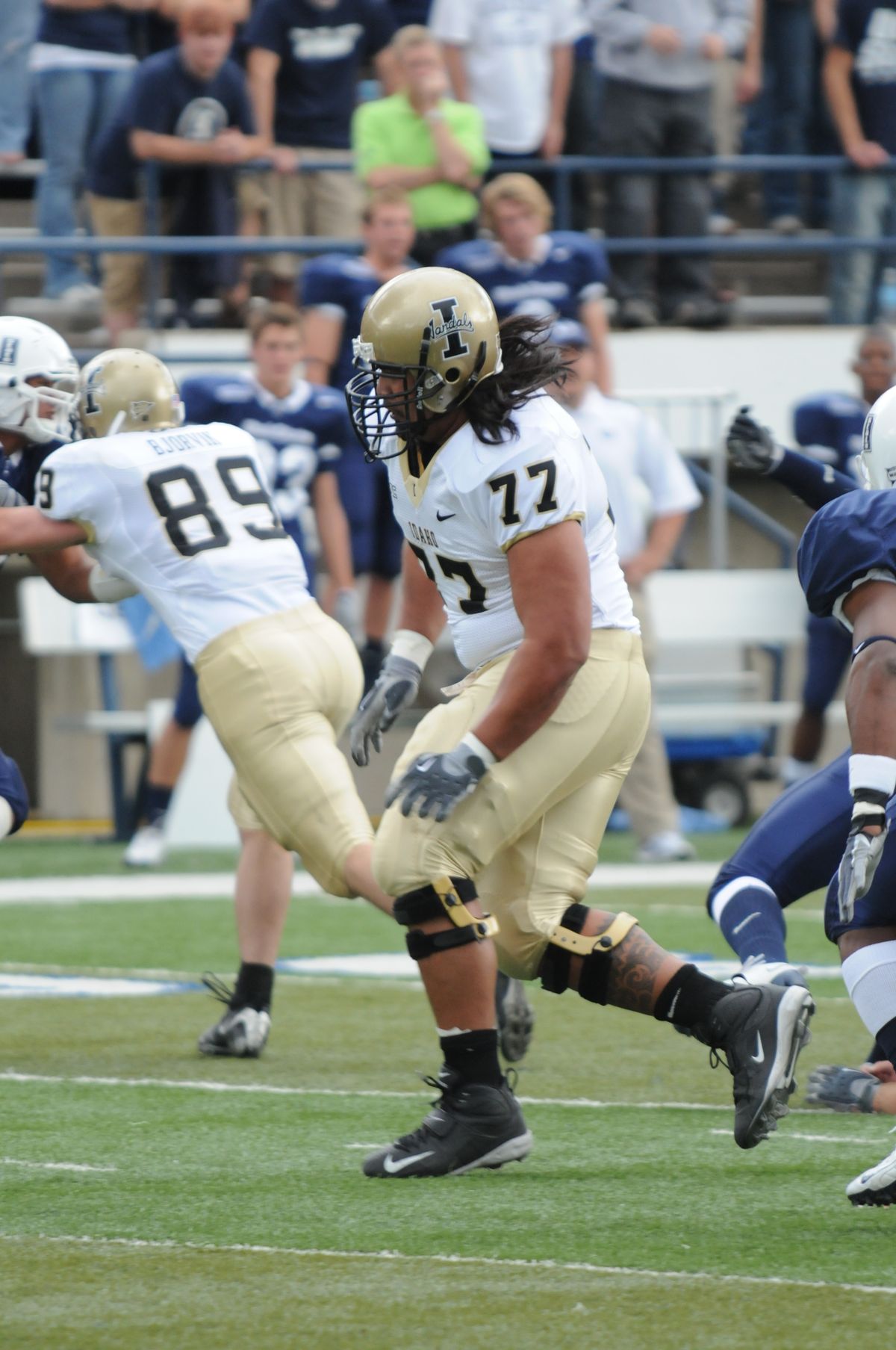 Former University of Idaho guard Iupati retires after 11 NFL seasons