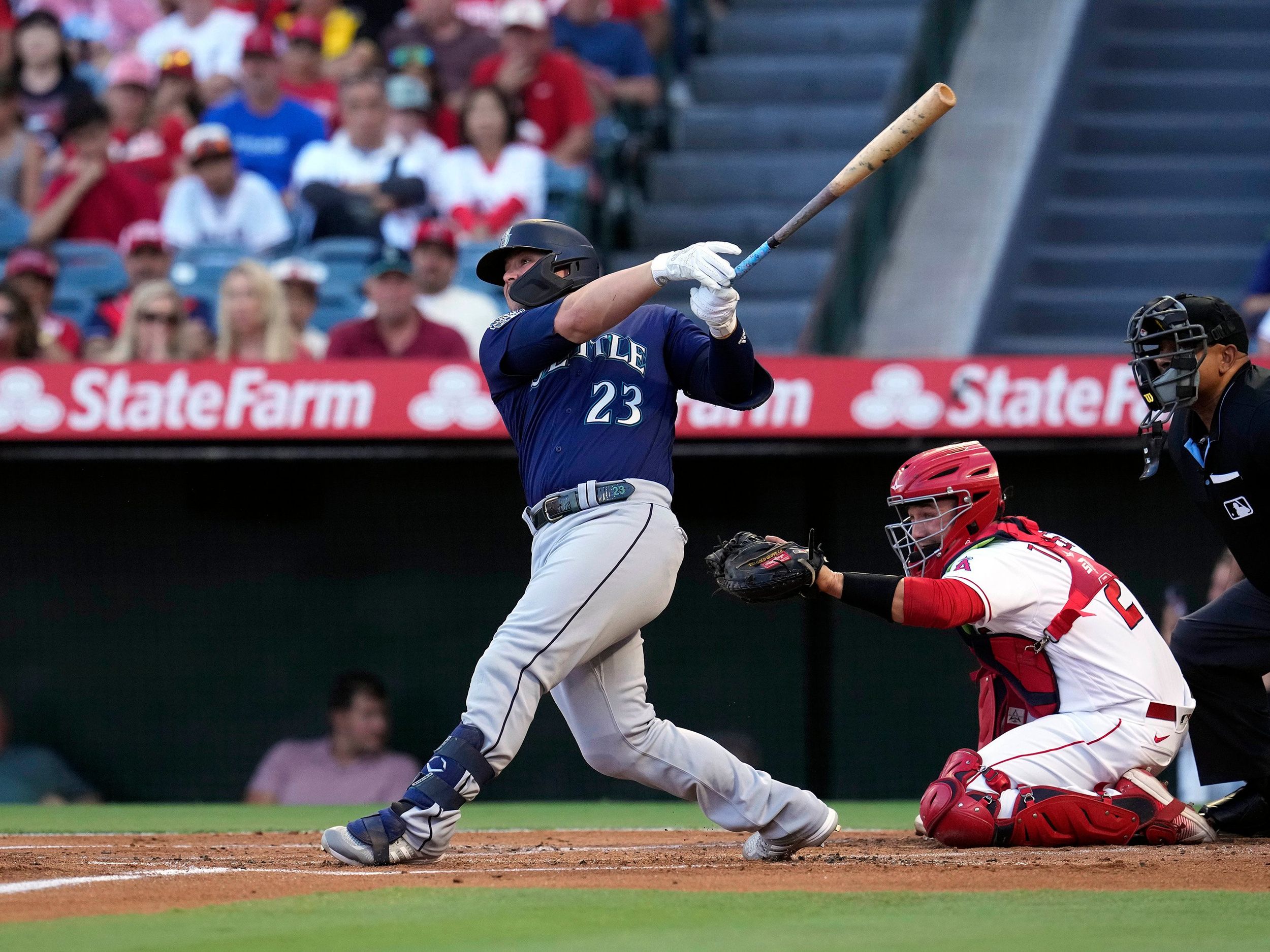 How Mariners slugger Eugenio Suarez has used a simple approach to