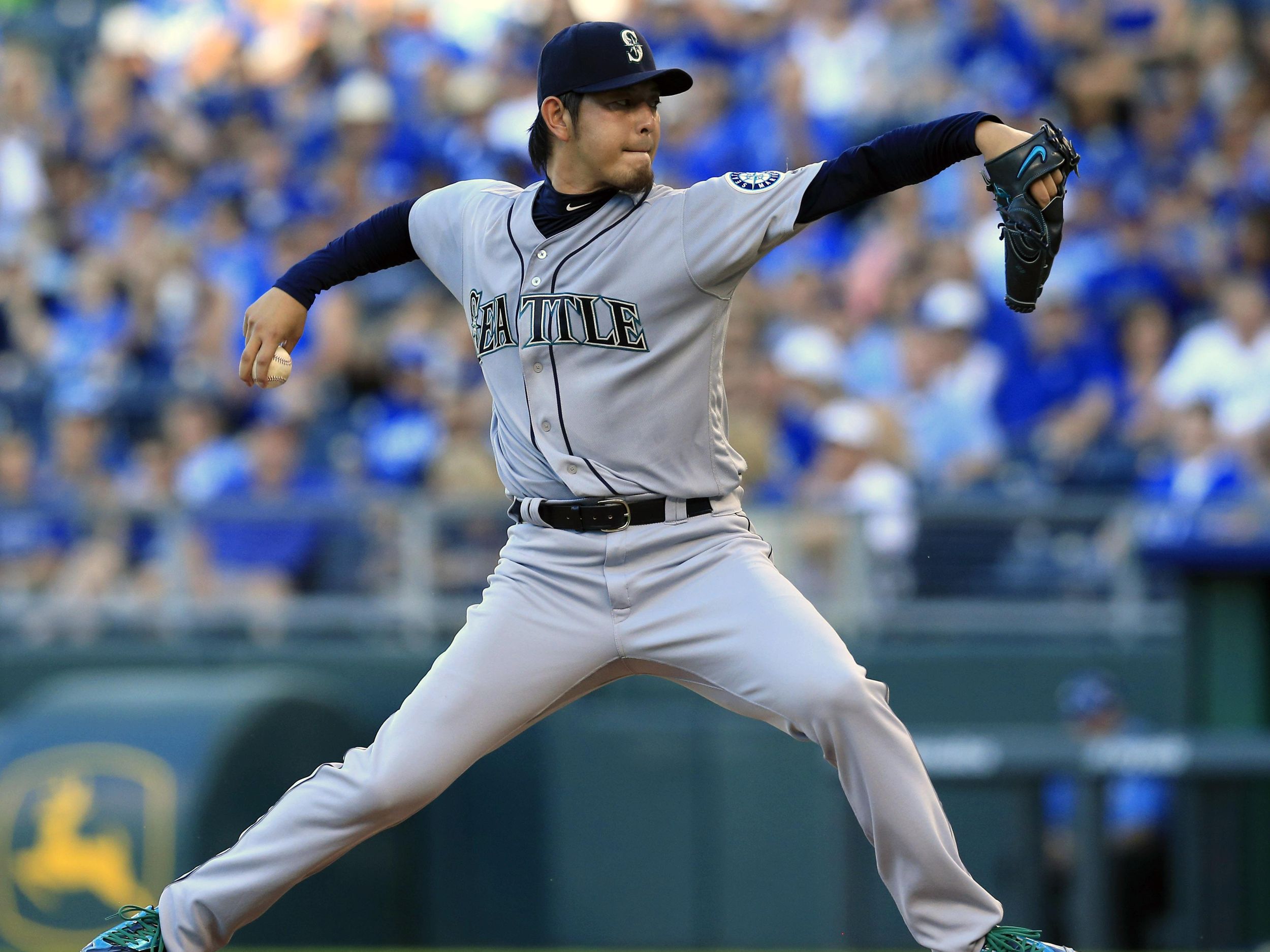 Seattle's Iwakuma twirls no-hitter against Orioles