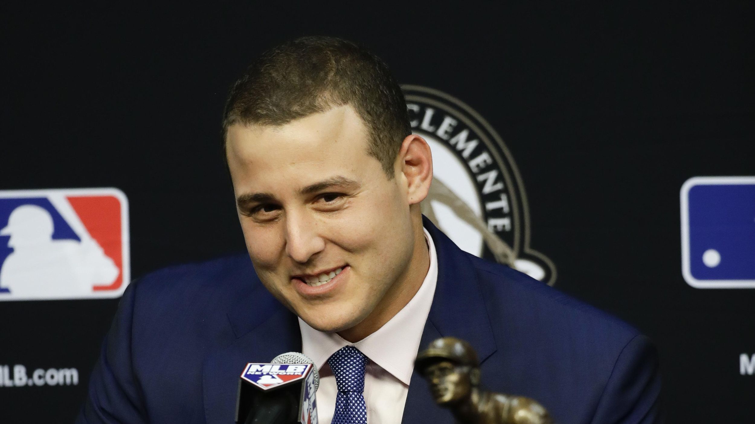 Cubs first baseman Anthony Rizzo, a cancer survivor, says he's comfortable  playing amid the pandemic